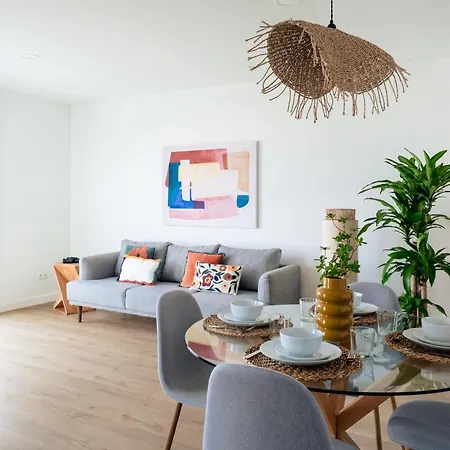 Abora Views, With Terrace, Office And Free Parking For Temporary Apartment *